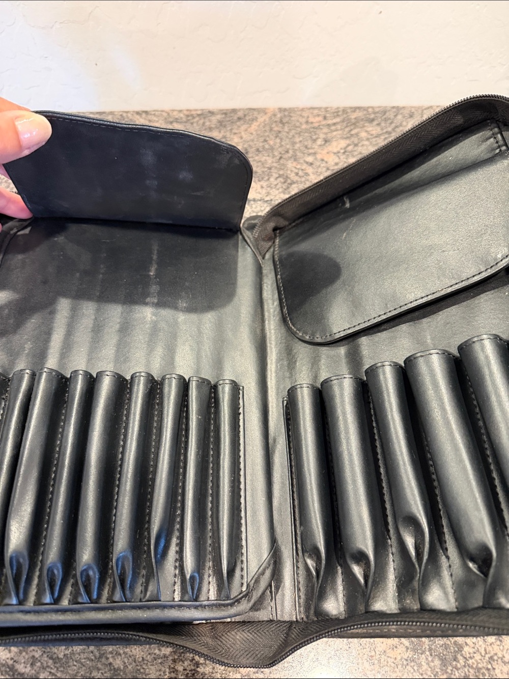 Sigma Beauty Hot Pink Brush Cleaning Mat with Brush Case - Picture 9 of 13